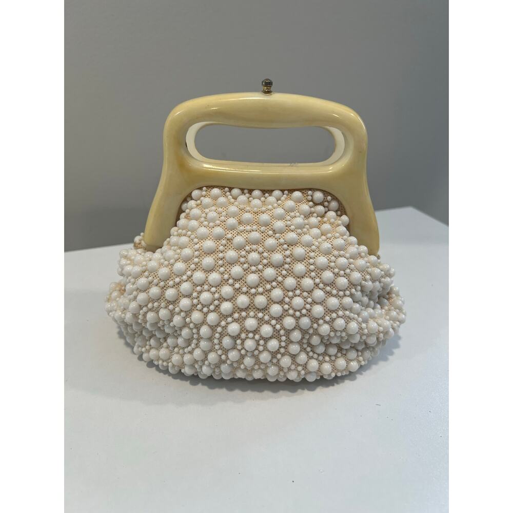 Vintage 1950s-60s Raffia Beaded and Lucite Purse White JL